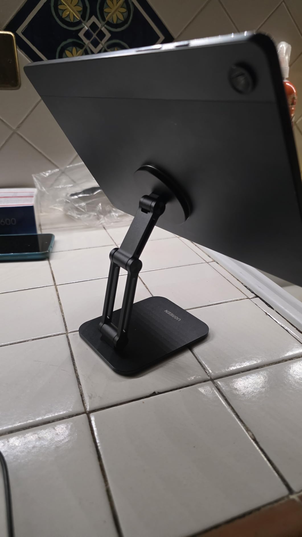 Bello ma per telefoni leggeri