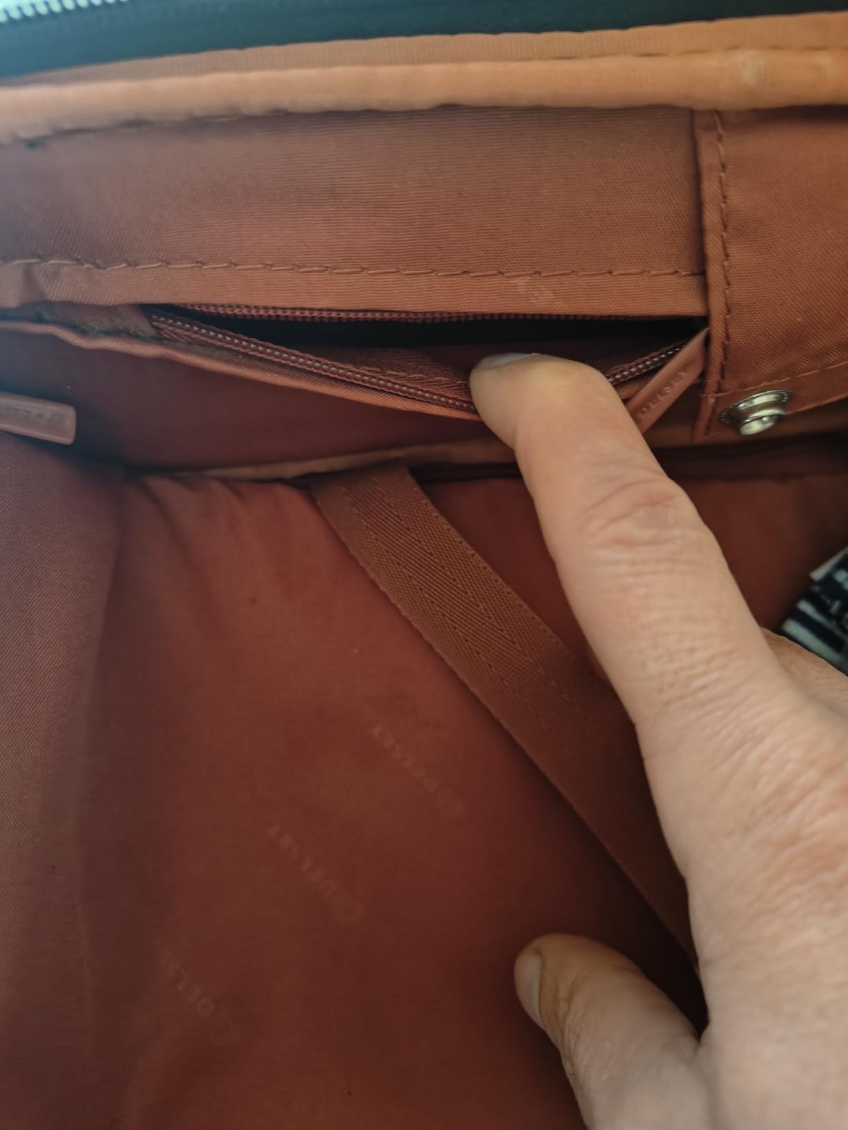 Preciso e discreto nel portafoglio