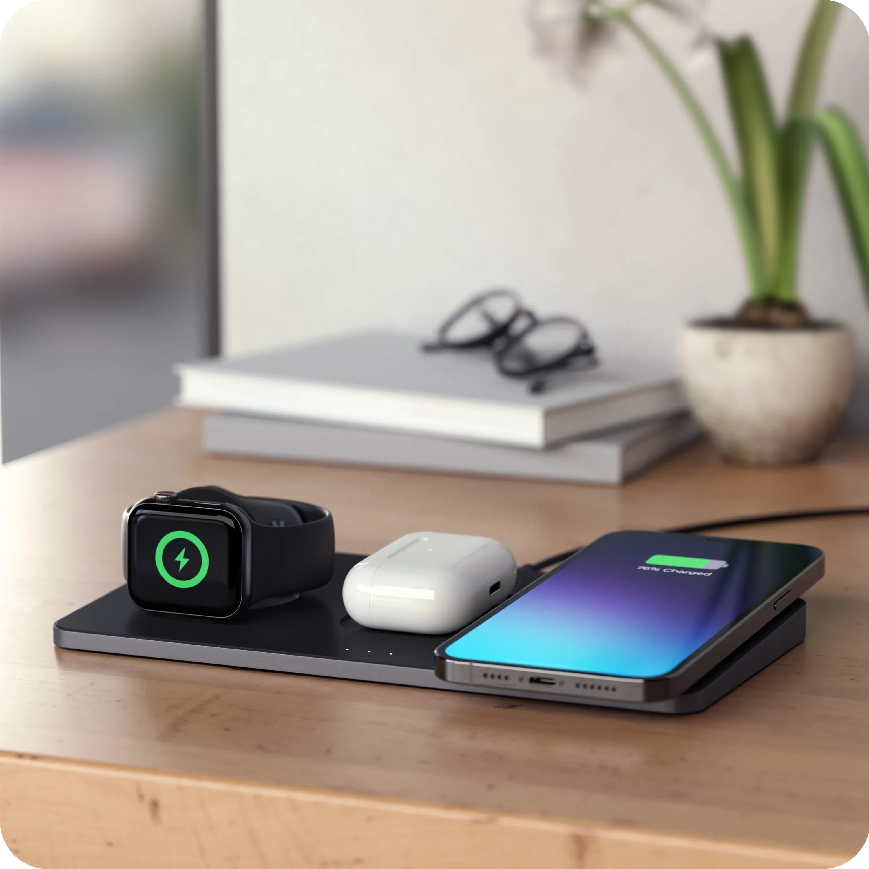 satechi-trio-wireless-charger-with-magnetic-pad-base-ricarica-3-in-1 image 2