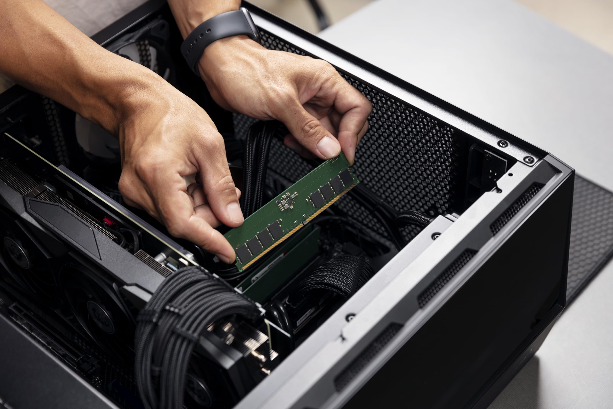 kingston-valueram-ddr5-32gb-5600mt-s-cl46-dimm-non-ecc-kvr56u46bs8-32 image 3