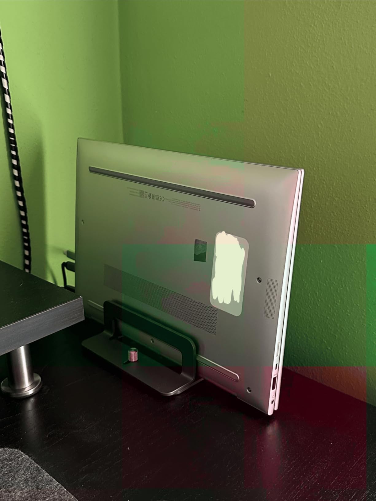 Mai più PC buttato sul tavolo