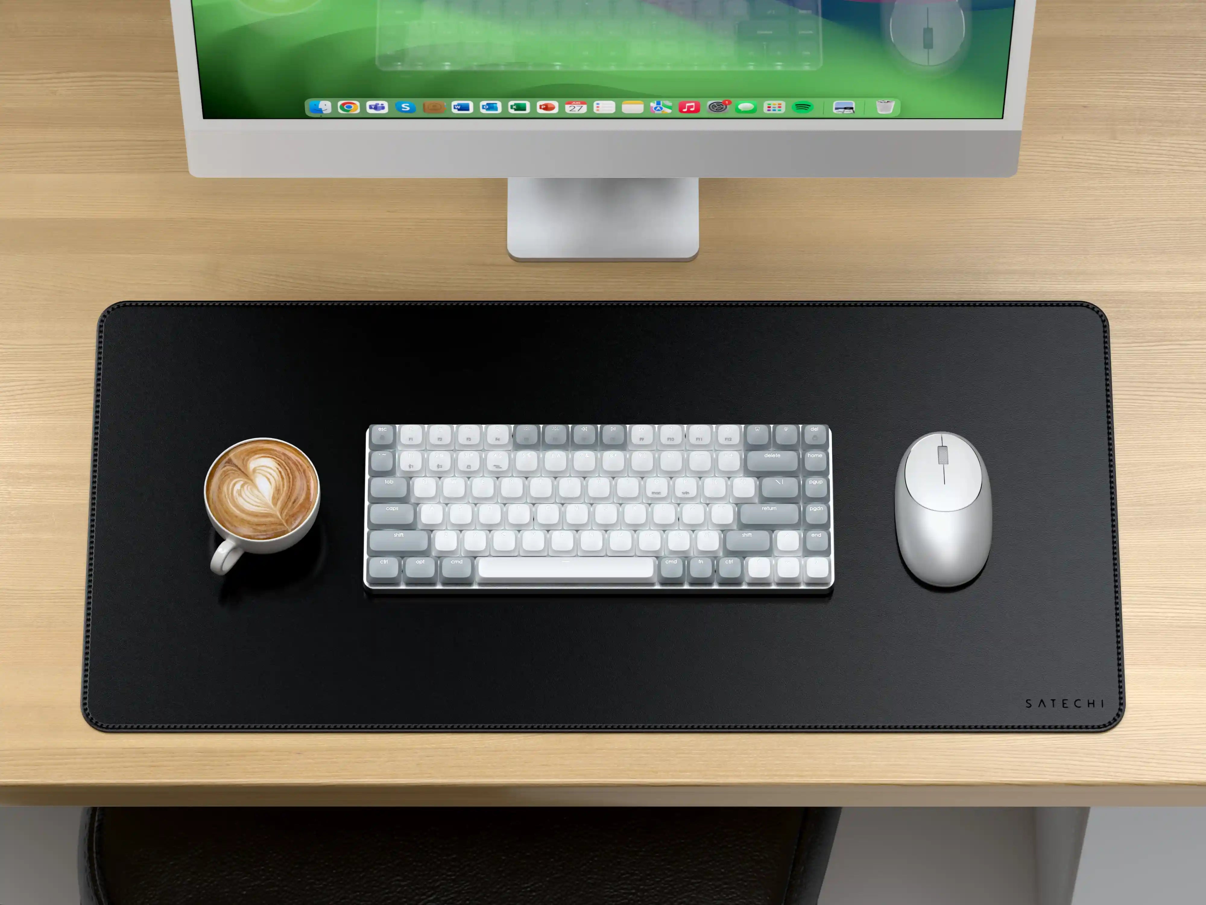 satechi-vegan-leather-premium-desk-mat-tappetino-scrivania-in-pelle-vegana image 6