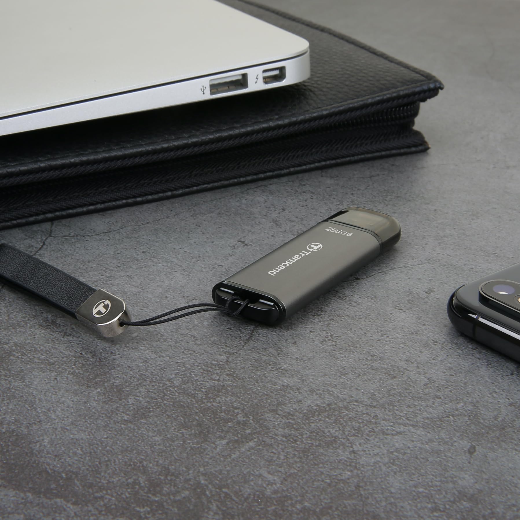 transcend-jetflash-920-128gb-usb-3-2-gen-1-chiavetta-usb-420-mb-s image 4