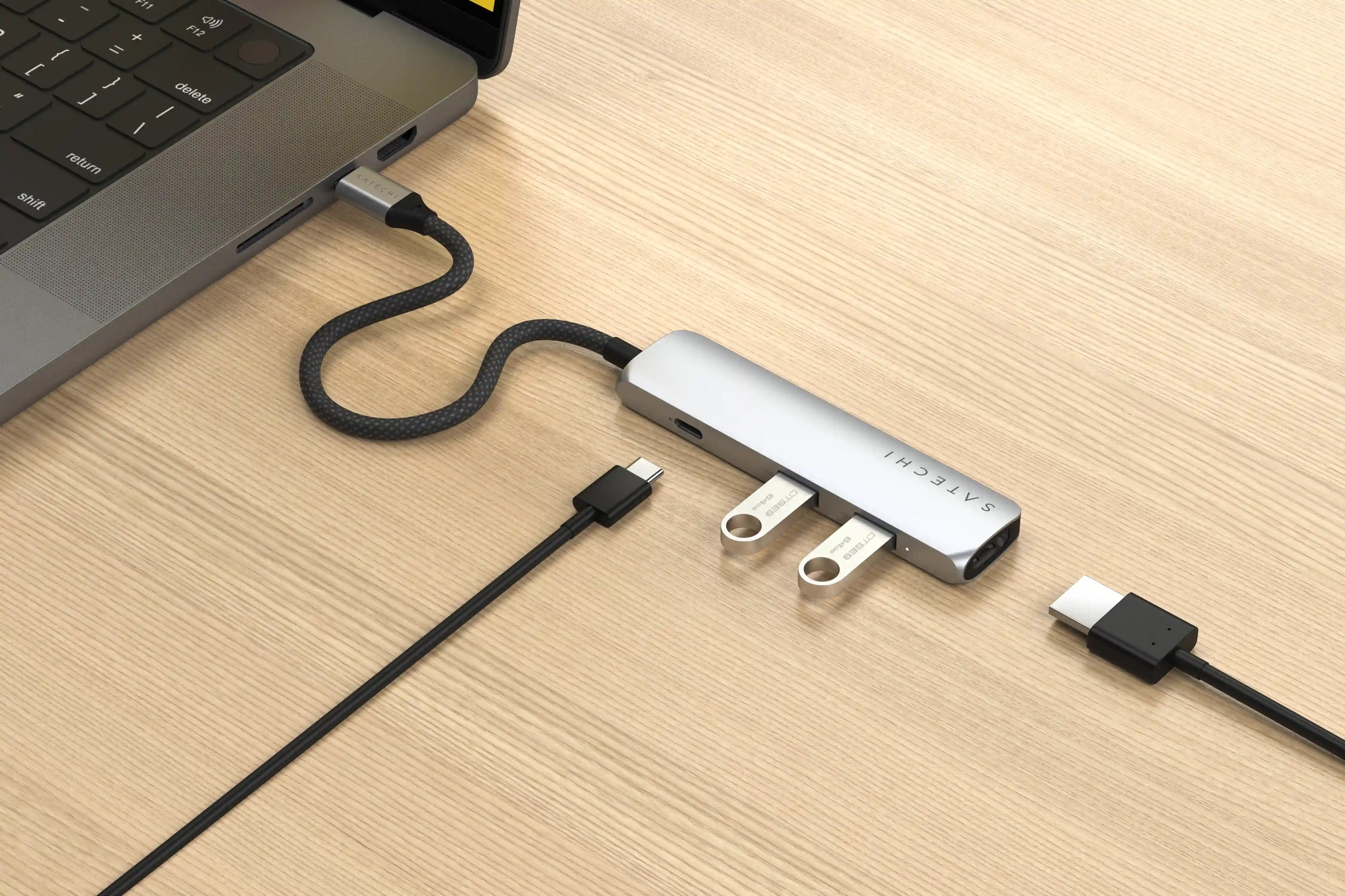 satechi-4-in-1-usb-c-slim-multiport-adapter-4k image 8