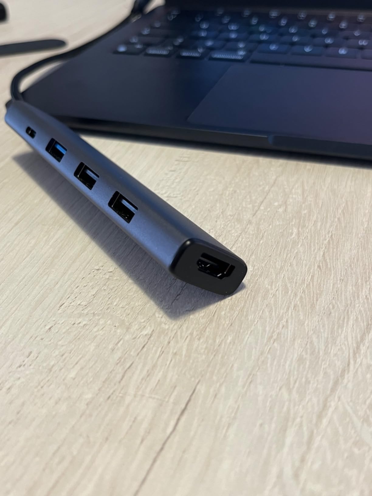 Buono ma HDMI solo 30Hz