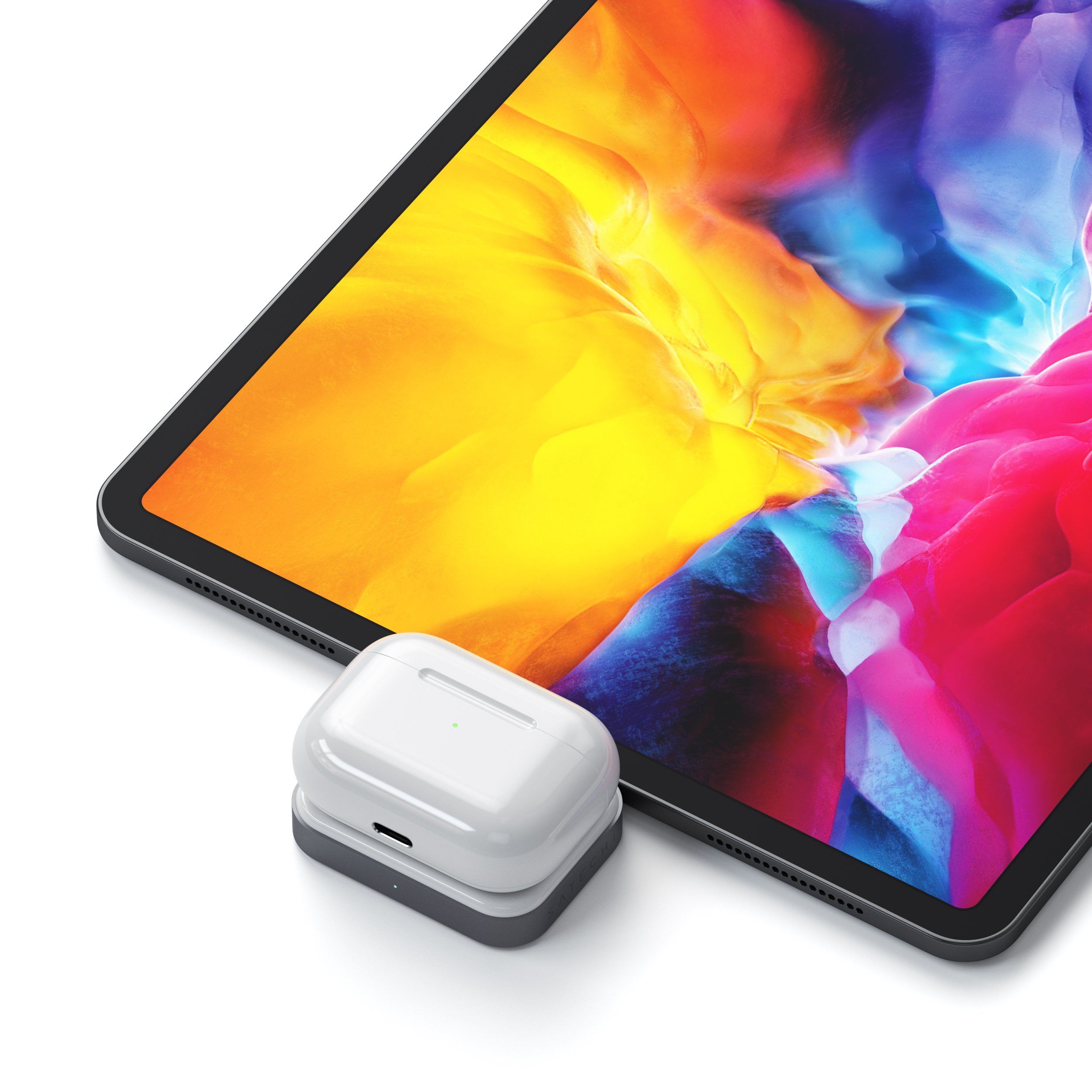 satechi-usb-c-wireless-charging-dock-per-airpods image 4