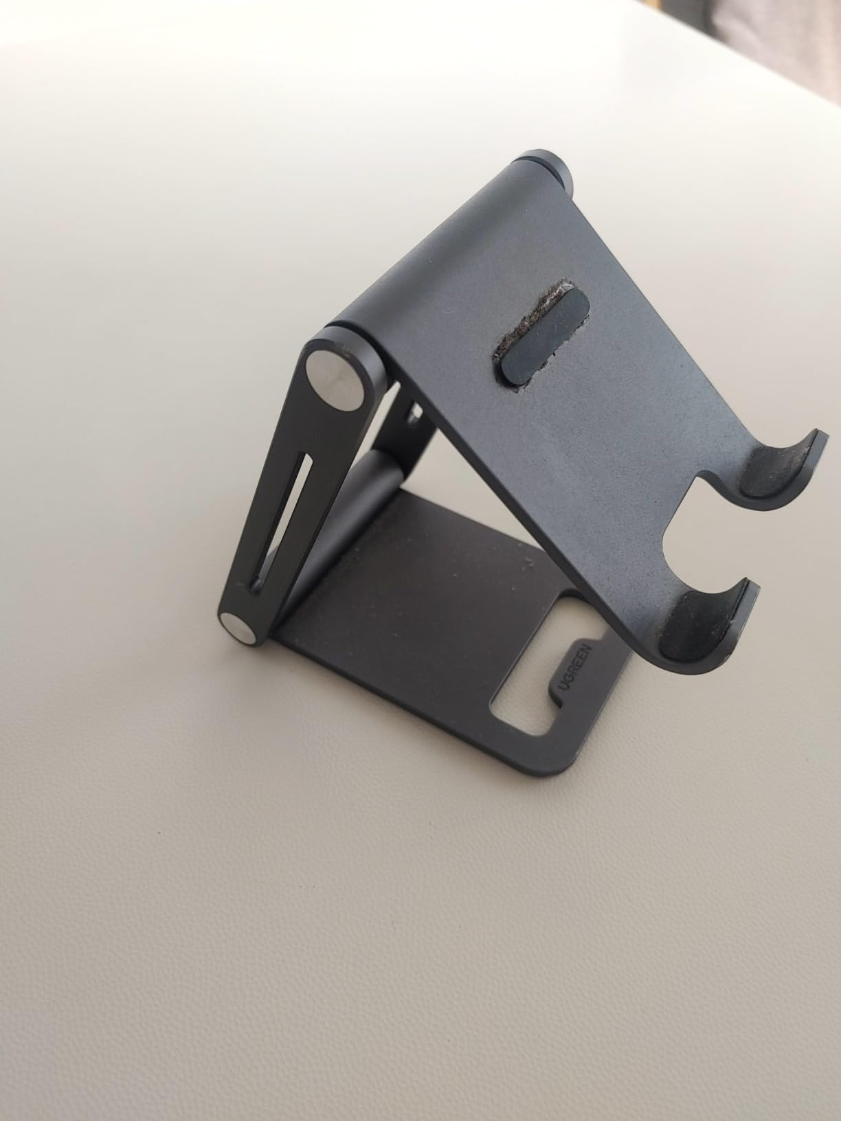 Bello ma scivola con cover lisce